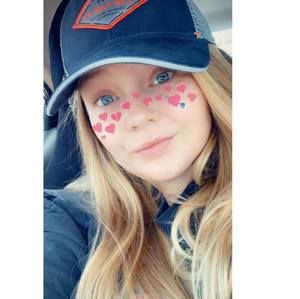 Meet your Posher, Candice